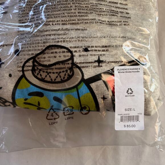 FLORENCE MARINE X MISTER GLOBE Hoodie Sweatshirt Men's Gray Save the Earth NWT - Picture 6 of 7